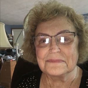 Meet your Posher, Marie